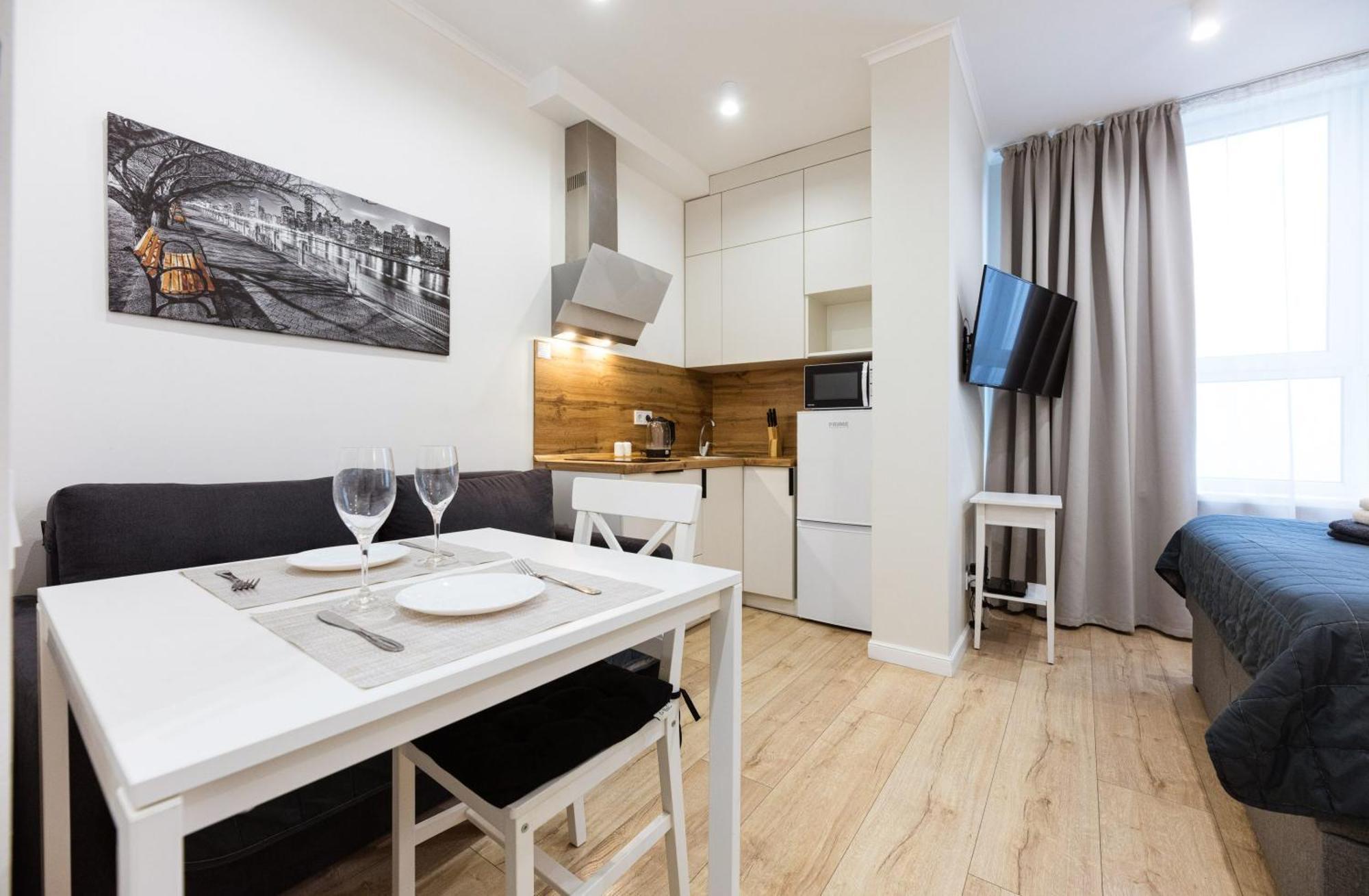 Квартири Люкс Метро Чернігівська Appartement Kiev Buitenkant foto